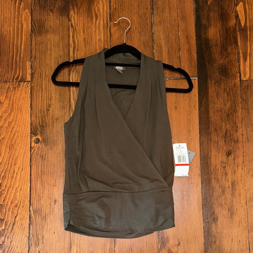 Kenneth Cole Reaction Olive Sleeveless Blouse